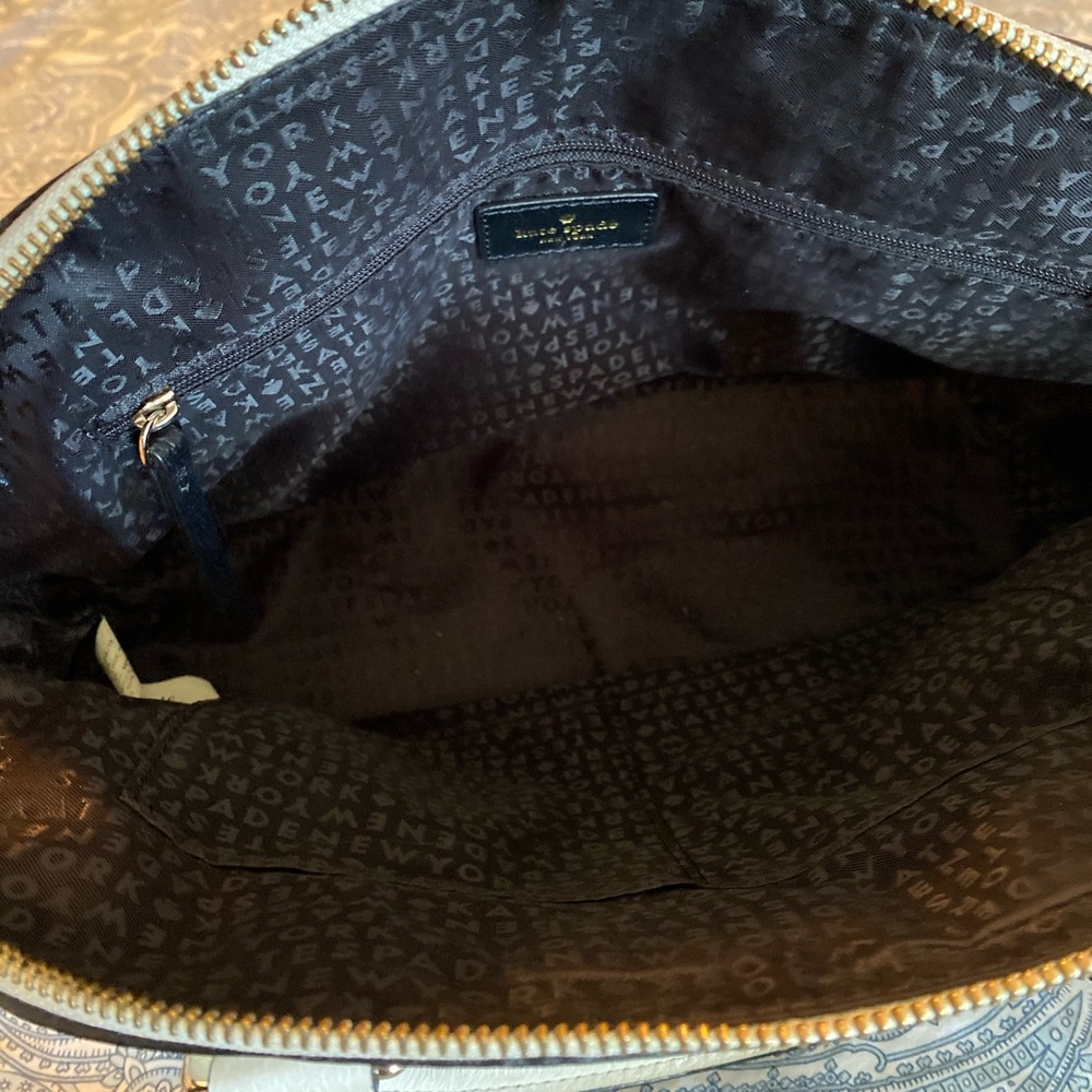 Black and white leather Kate spade purse - Picture 10 of 15